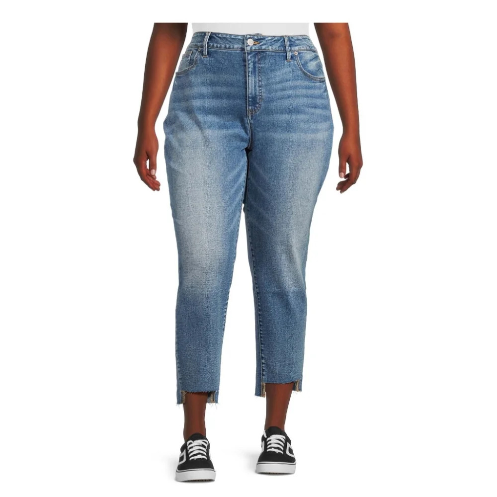 Terra & Sky Women's  Plus Size Step Hem Straight Leg Jeans Medium Wash NWT